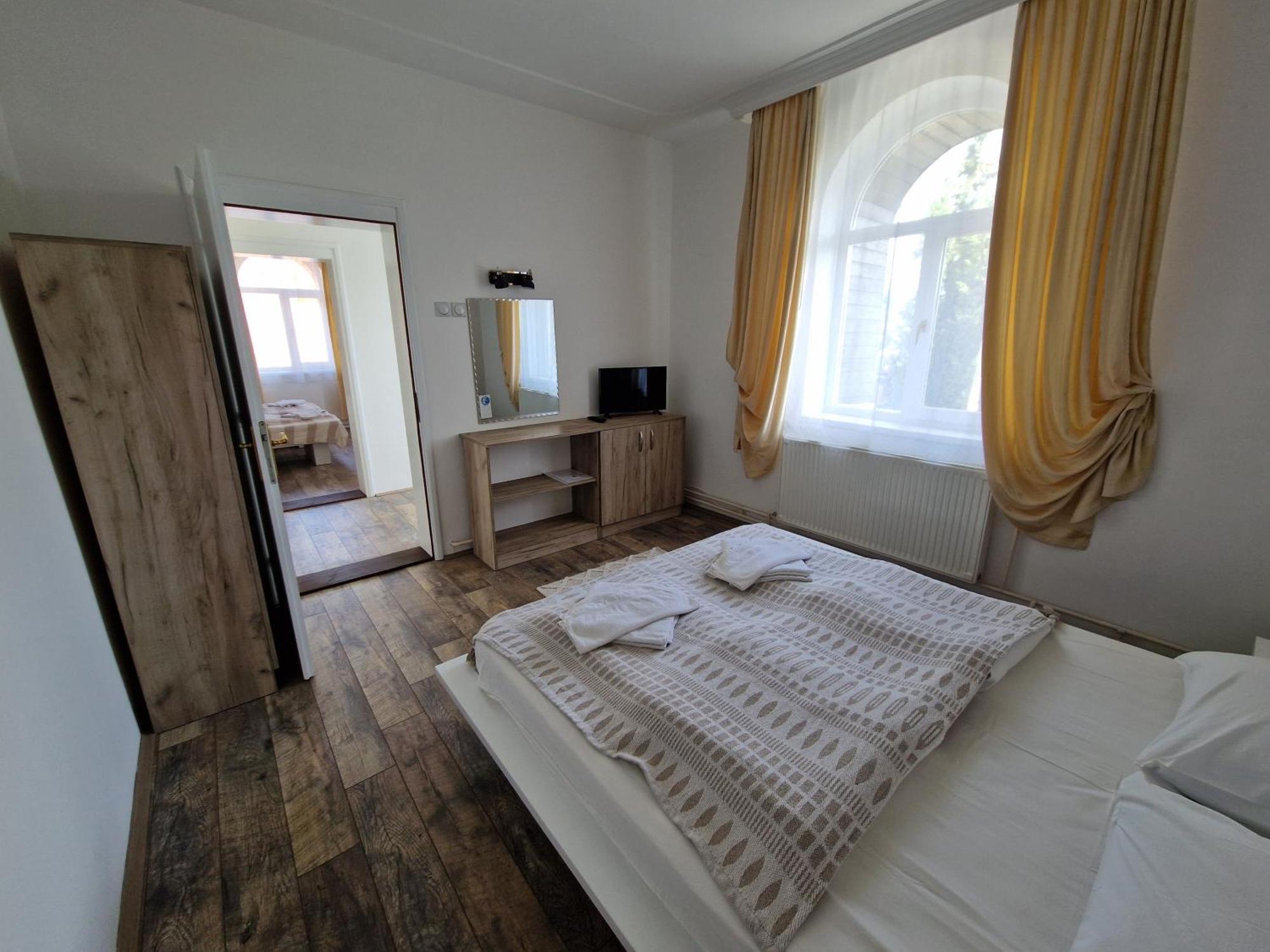Villa Stars Palić Esterno foto