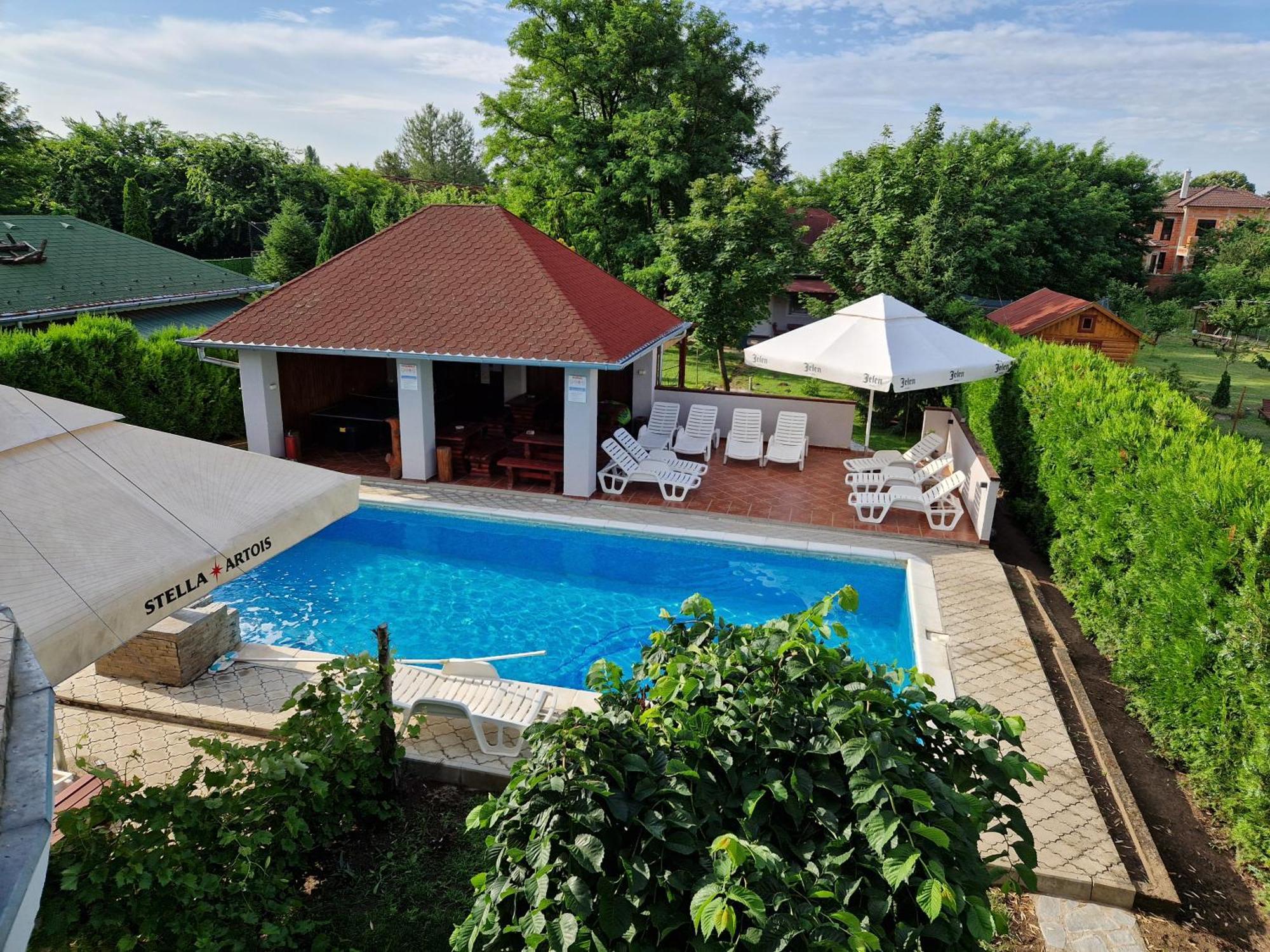 Villa Stars Palić Esterno foto