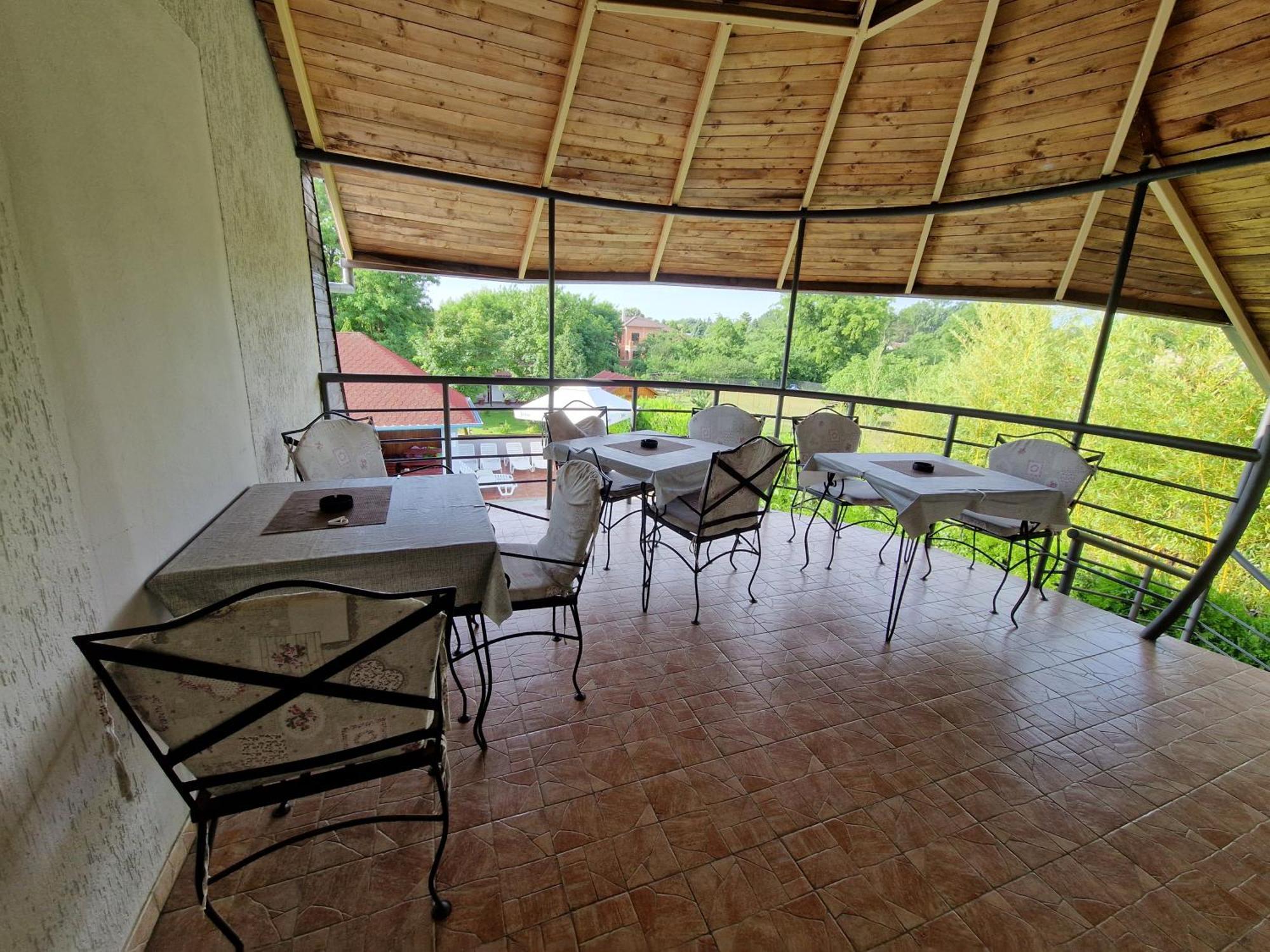 Villa Stars Palić Esterno foto