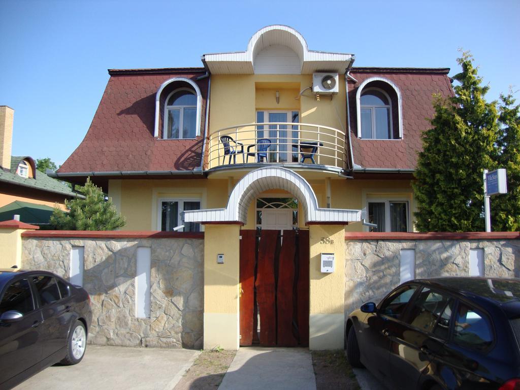 Villa Stars Palić Esterno foto